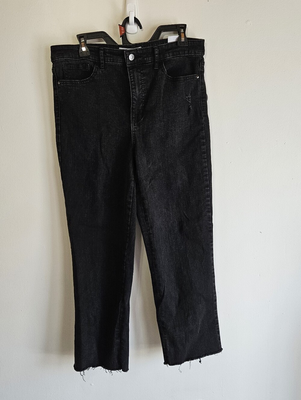 Social Standard by Sanctuary High Rise Crop Straight Black Jeans Raw Hem Size 12